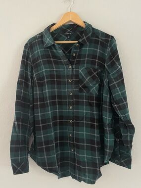 Torrid Green and Black Plaid Long Sleeve Button-Down Shirt